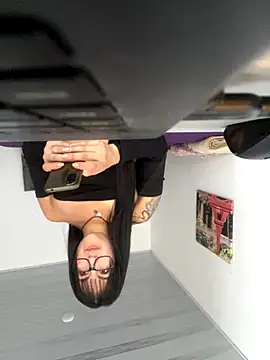 lilitth777 online show from 11.18.25