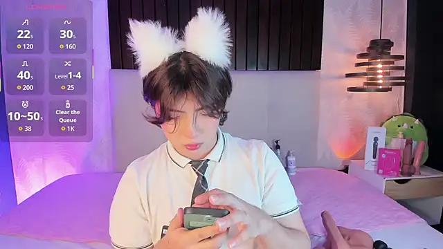 Creamy Angelo online show from 02.20.26