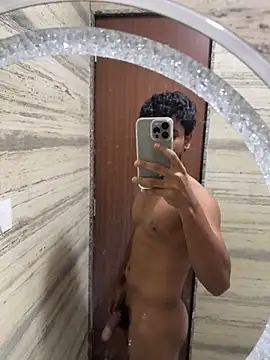 Snapshot of yheeboi chatting on 03.20.26 yheeboi online show from 03.20.26