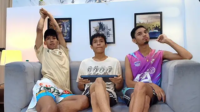 BEAUTY BOYS1 online show from 04.02.26