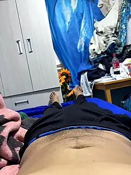 Snapshot of Angel_dex chatting on 12.16.25 Angel dex online show from 12.16.25