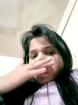 Snapshot of zaanbi chatting on 12.20.25 zaanbi online show from 12.20.25