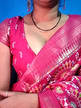 Snapshot of jaan-step chatting on 11.17.25 jaan-step online show from 11.17.25