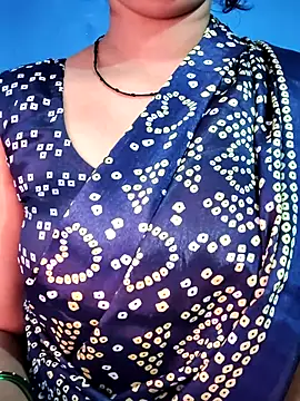 Snapshot of jaan-step chatting on 11.22.25 jaan-step online show from 11.22.25