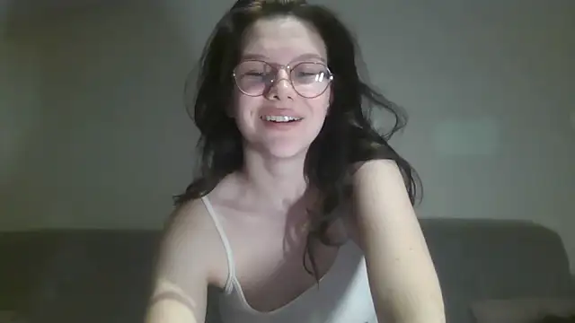 Snapshot of LaVostraDorothy chatting on 11.05.25 LaVostraDorothy online show from 11.05.25