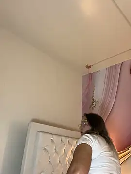 Lucy Milf 474 online show from 02.13.26