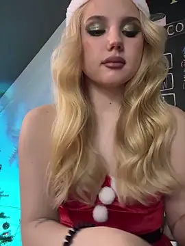 Sky Cutie online show from 12.19.25