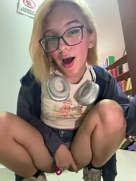 SweetBunnyGF online show from 05.29.26