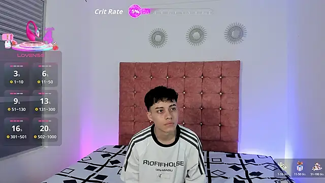 Snapshot of Dani_rivass chatting on 10.28.25 Dani rivass online show from 10.28.25