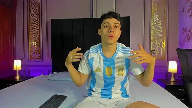 Snapshot of Dani_rivass chatting on 11.10.25 Dani rivass online show from 11.10.25