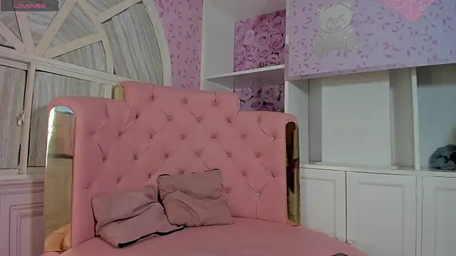 Snapshot of Dani_rivass chatting on 11.13.25 Dani rivass online show from 11.13.25