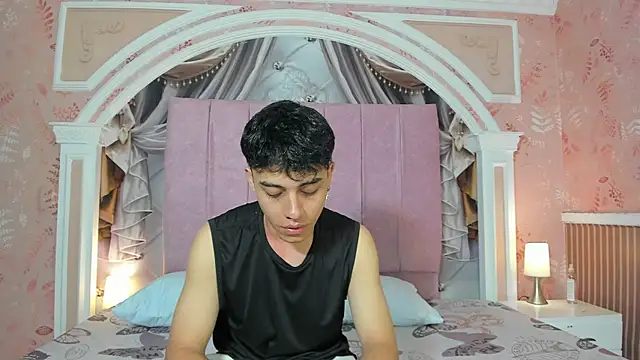 Snapshot of Dani_rivass chatting on 11.22.25 Dani rivass online show from 11.22.25