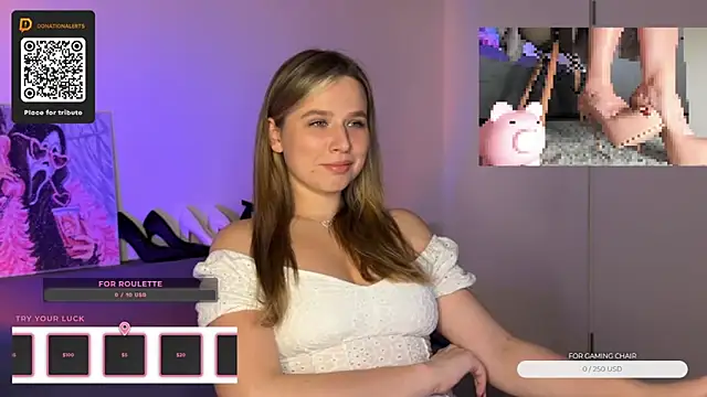 Snapshot of GoddessRoss chatting on 11.04.25 GoddessRoss online show from 11.04.25