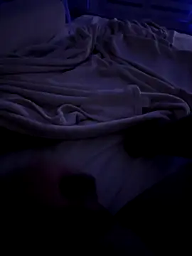 Snapshot of julienCr7 chatting on 10.02.25 julienCr7 online show from 10.02.25