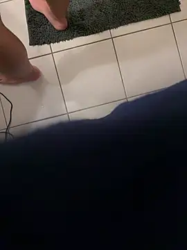 Snapshot of julienCr7 chatting on 02.17.26 julienCr7 online show from 02.17.26