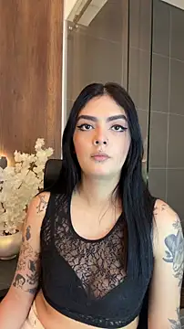 Snapshot of AliceRitter chatting on 11.10.25 AliceRitter online show from 11.10.25