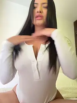 Lu090  online show from 11.15.25