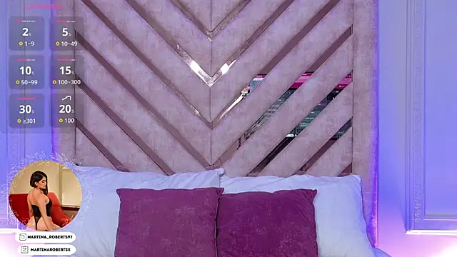 Martina-Roberts- online show from 04.06.26