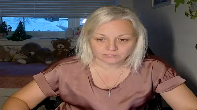 Linsy Kim online show from 02.15.26