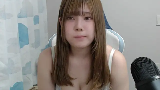 Snapshot of asuka_xoxo chatting on 03.16.26 asuka xoxo online show from 03.16.26