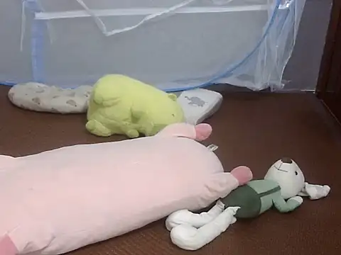 Snapshot of anna-sweet69 chatting on 04.05.26 anna-sweet69 online show from 04.05.26