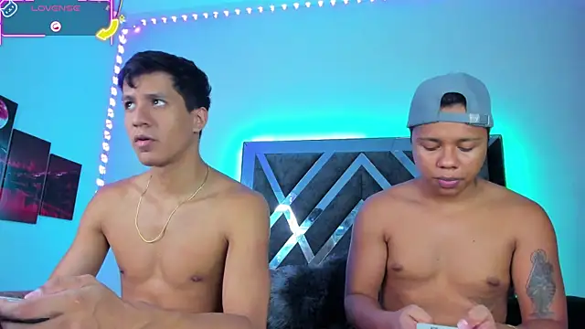 Snapshot of Robertmiller21 chatting on 10.03.25 Robertmiller21 online show from 10.03.25