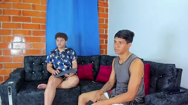 Snapshot of Robertmiller21 chatting on 10.31.25 Robertmiller21 online show from 10.31.25