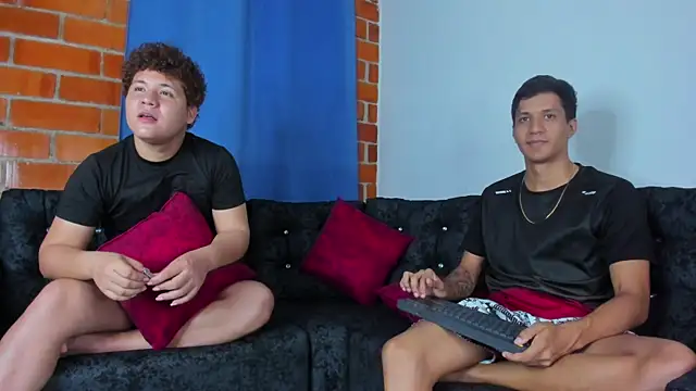 Snapshot of Robertmiller21 chatting on 11.11.25 Robertmiller21 online show from 11.11.25