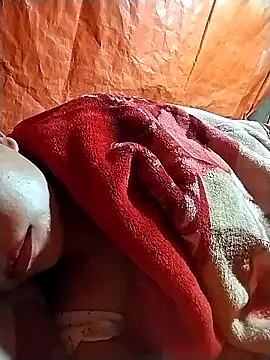 venu00 online show from 10.11.25