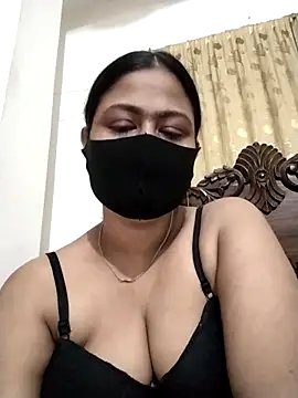 Snapshot of Neha-37 chatting on 11.01.25 Neha-37 online show from 11.01.25