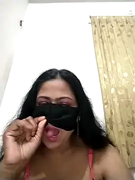 Snapshot of Neha-37 chatting on 11.07.25 Neha-37 online show from 11.07.25