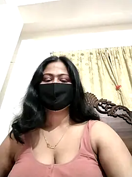 Snapshot of Neha-37 chatting on 11.18.25 Neha-37 online show from 11.18.25