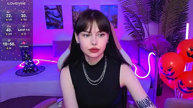 Morana Batt online show from 10.27.25