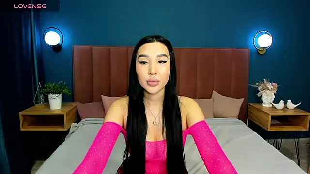 Snapshot of Jennifer_Munoz chatting on 11.12.25 Jennifer Munoz online show from 11.12.25