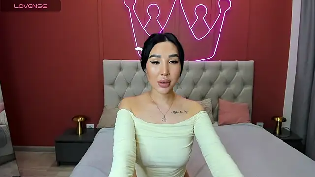 Snapshot of Jennifer_Munoz chatting on 11.27.25 Jennifer Munoz online show from 11.27.25