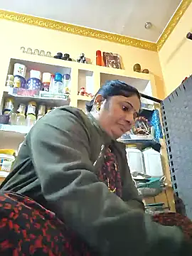 Snapshot of Rakhi99x chatting on 12.22.25 Rakhi99x online show from 12.22.25