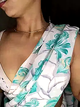 Snapshot of Savita2310 chatting on 11.16.25 Savita2310 online show from 11.16.25