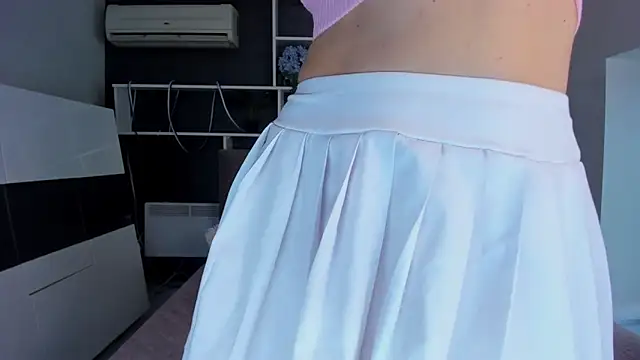 Snapshot of SabrinaSharm chatting on 11.14.25 SabrinaSharm online show from 11.14.25