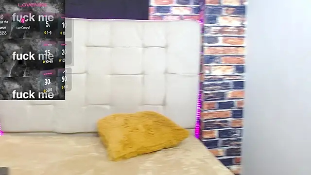 marilunabrown303av online show from 10.22.25