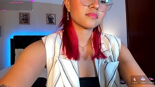 MAYASMITH   online show from 07.12.26