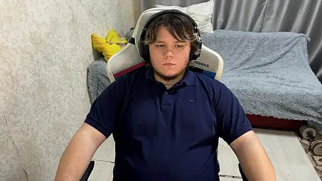 desiredude9 online show from 09.22.25