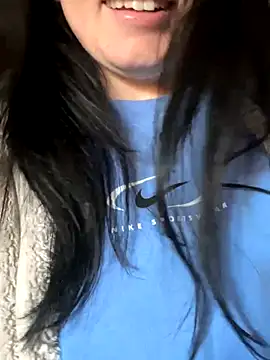 Snapshot of Sophsaysxox chatting on 11.29.25 Sophsaysxox online show from 11.29.25