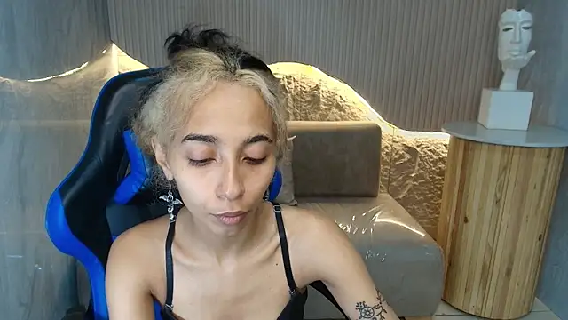 Agnis ink r online show from 10.21.25