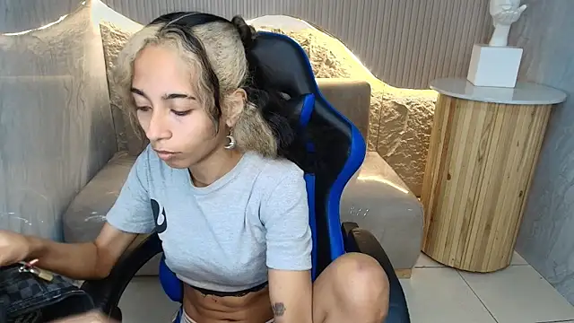 Agnis ink r online show from 10.22.25