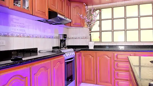 celeste contreras online show from 11.19.25