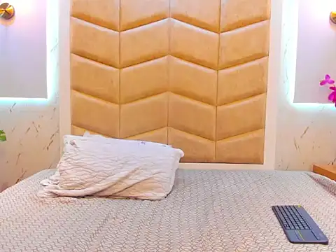 JanexHope online show from 11.14.25