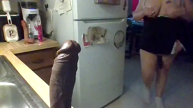 ScrawburryBBW online show from 10.24.25