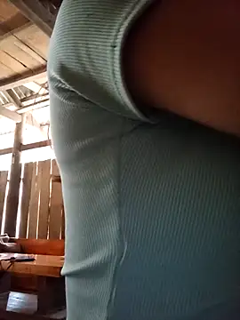 Snapshot of Ngocmi909 chatting on 04.01.26 Ngocmi909 online show from 04.01.26