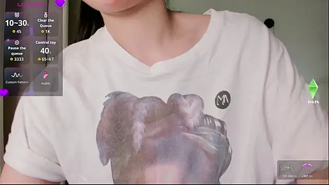 strawberry-ni online show from 11.05.25