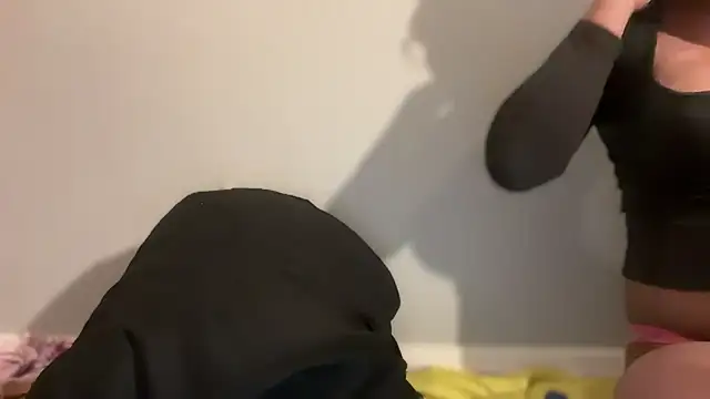 iamvalerixxx online show from 09.17.25